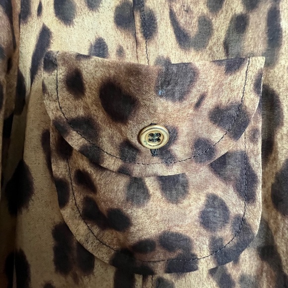 Dolce & Gabbana Leopard ChPrint Blouse–Women’s Sz 48 (US 38 M) Made in Italy EUC - Picture 9 of 12